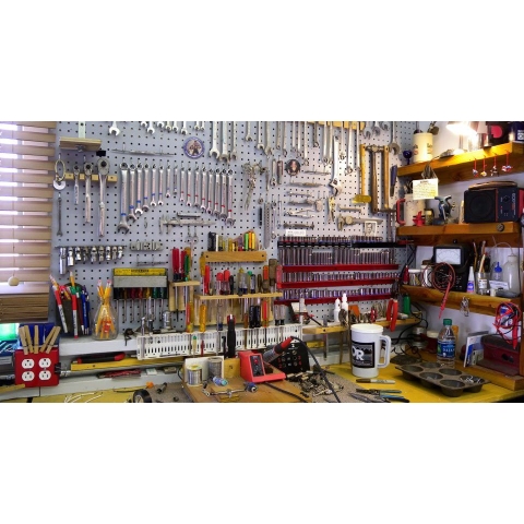 Kaip tinkamai įrengti dirbtuvę namuose?