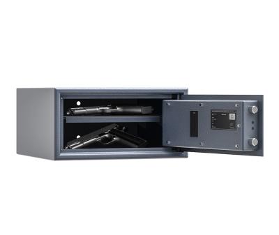ISS ADORF 331004 12 E