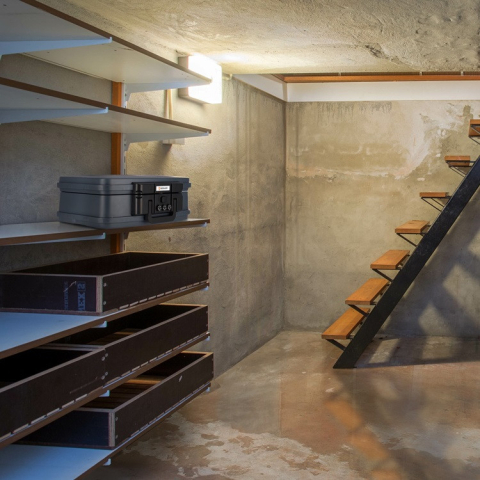 Brihard nešiojamas seifas nuo ugnies 2125N A4 C