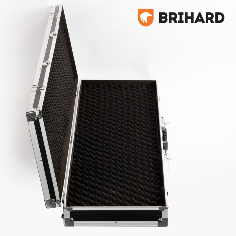 Brihard RIFLE ITIN TVIRTAS DĖKLAS