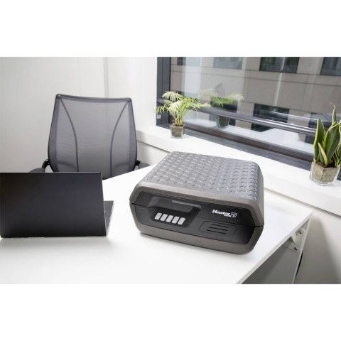 Atsparus ugniai ir vandeniui seifas CHW30300EURHRO